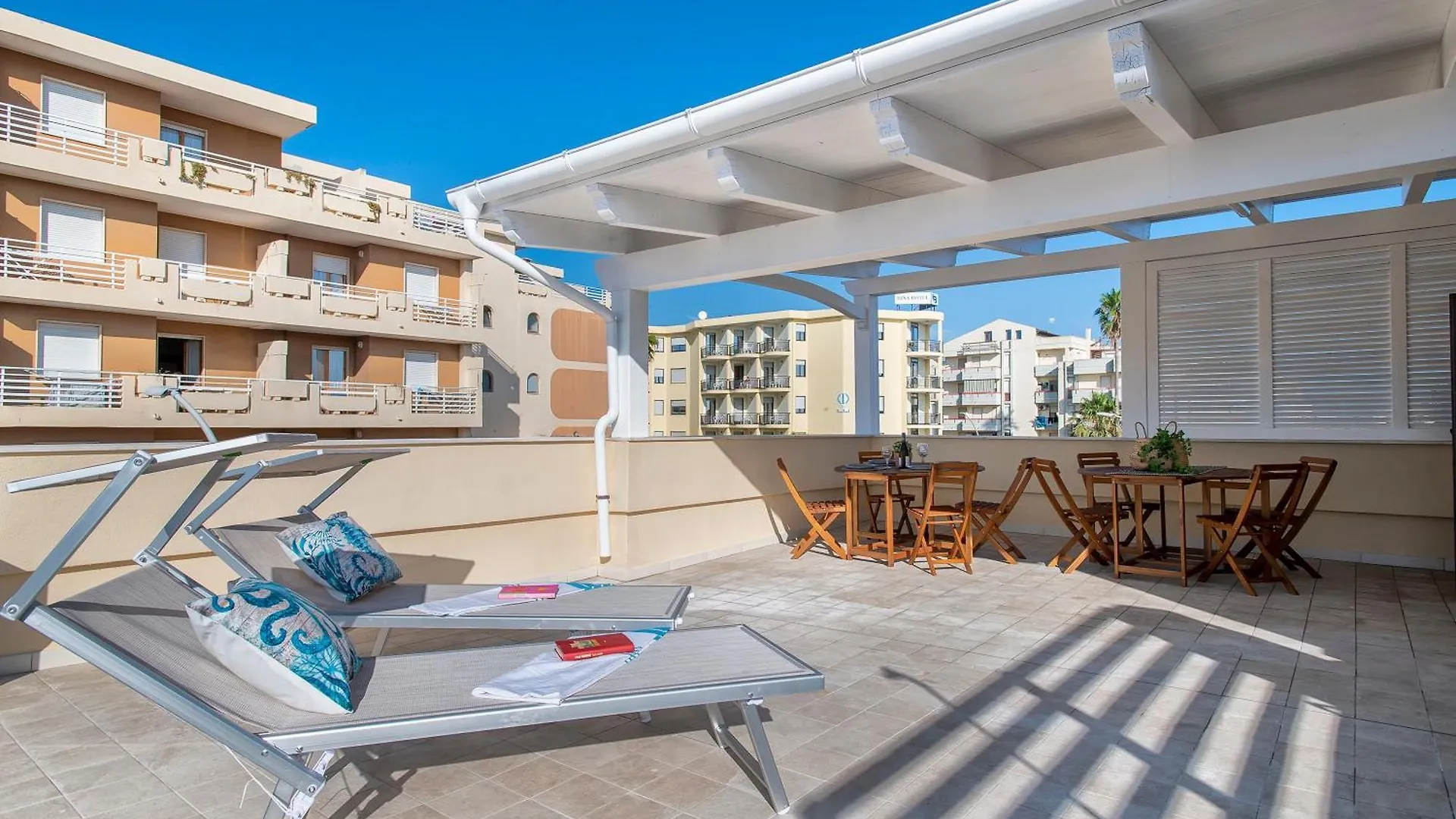 Pufferfish Apartment With Private Terrace Alghero Italy